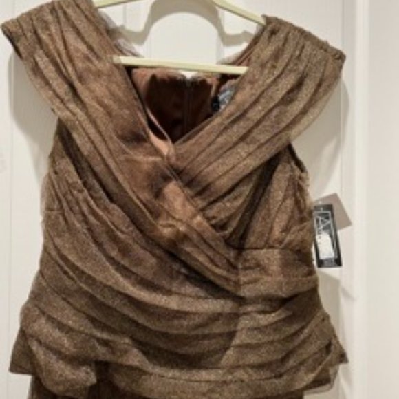 New Alex Evenings Metallic Bronze Long Prom Gown, 16W - Picture 1 of 12